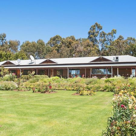 Springwood Homestead B&B Metricup Exterior photo